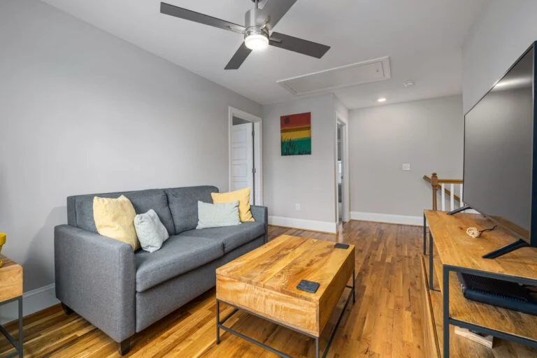 Second living area