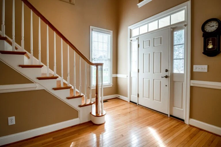 Entry with staircase